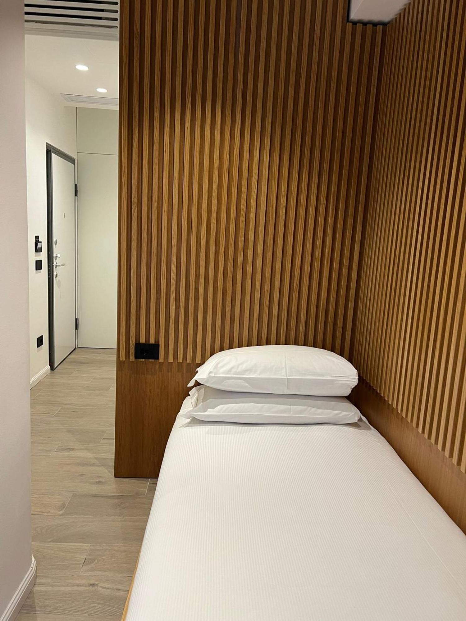 La Chambre Milano Guest House Bagian luar foto