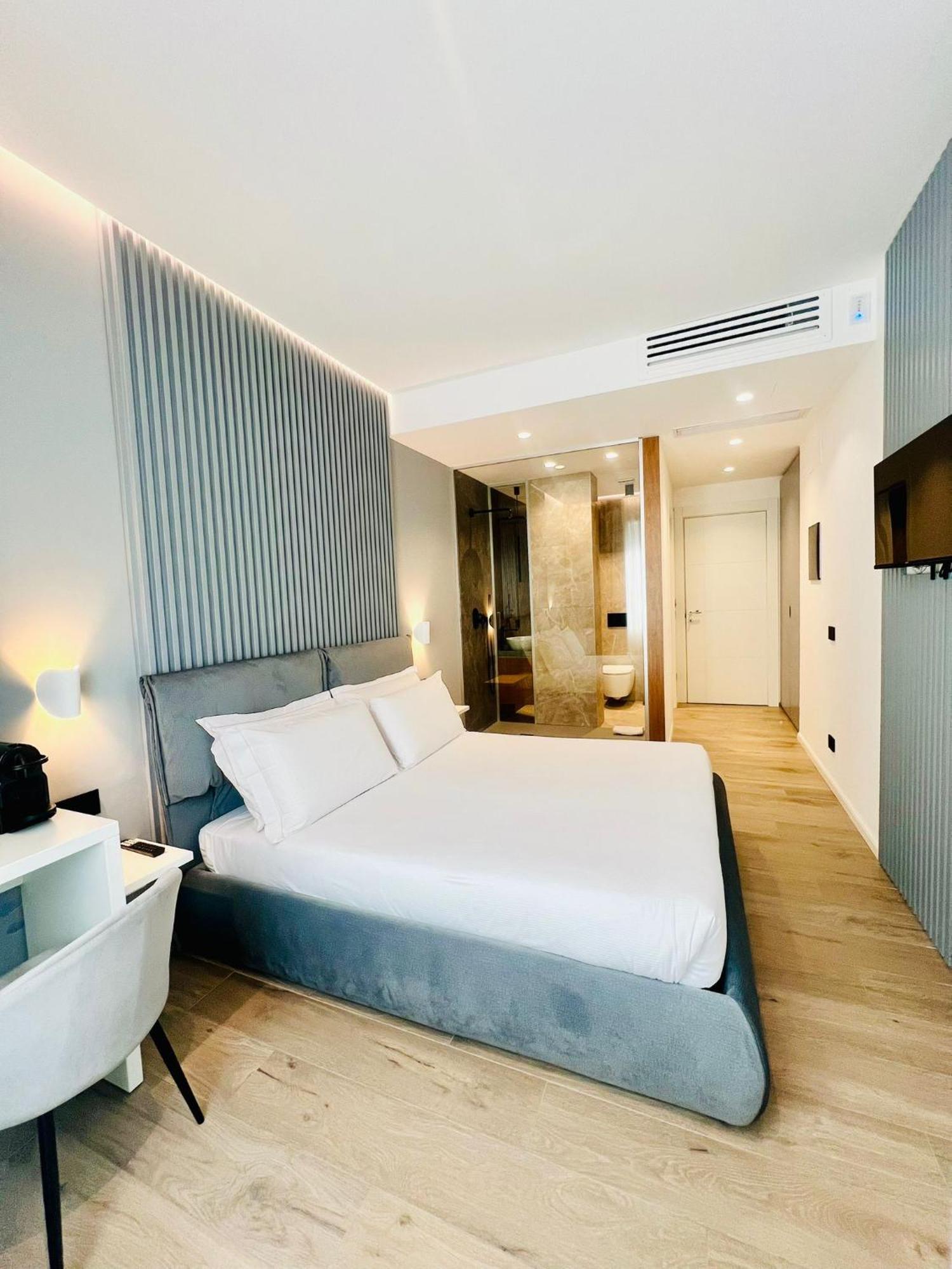 La Chambre Milano Guest House Bagian luar foto